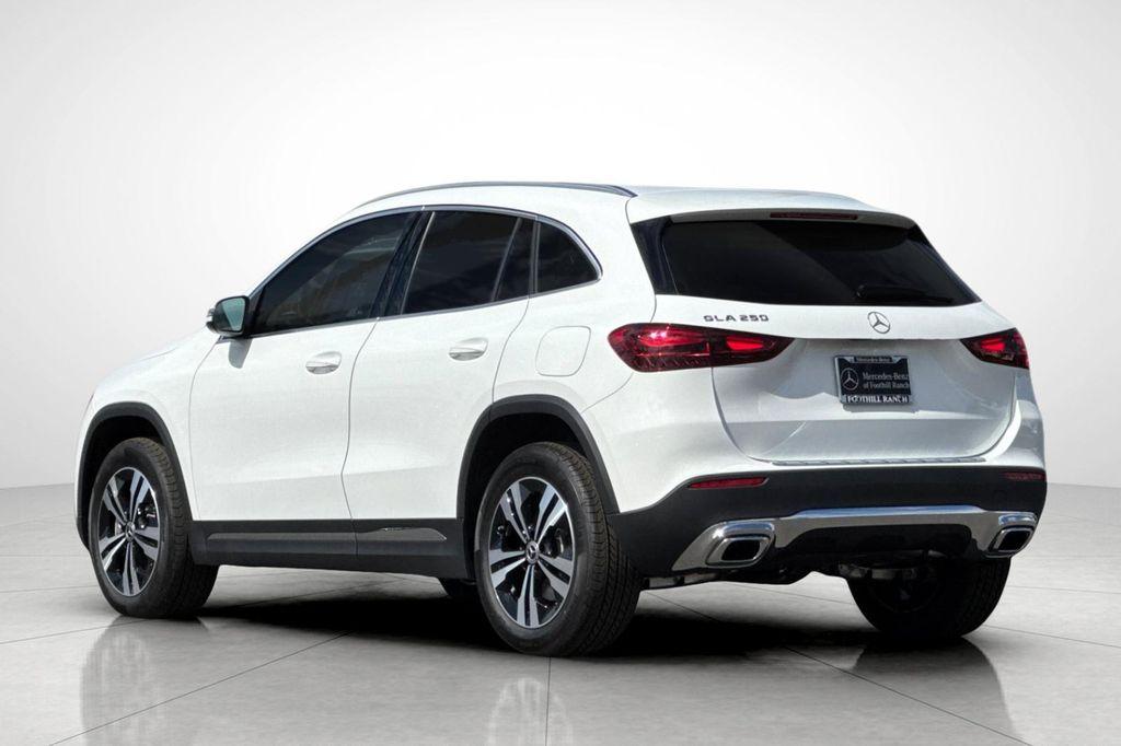 new 2026 Mercedes-Benz GLA 250 car, priced at $44,625