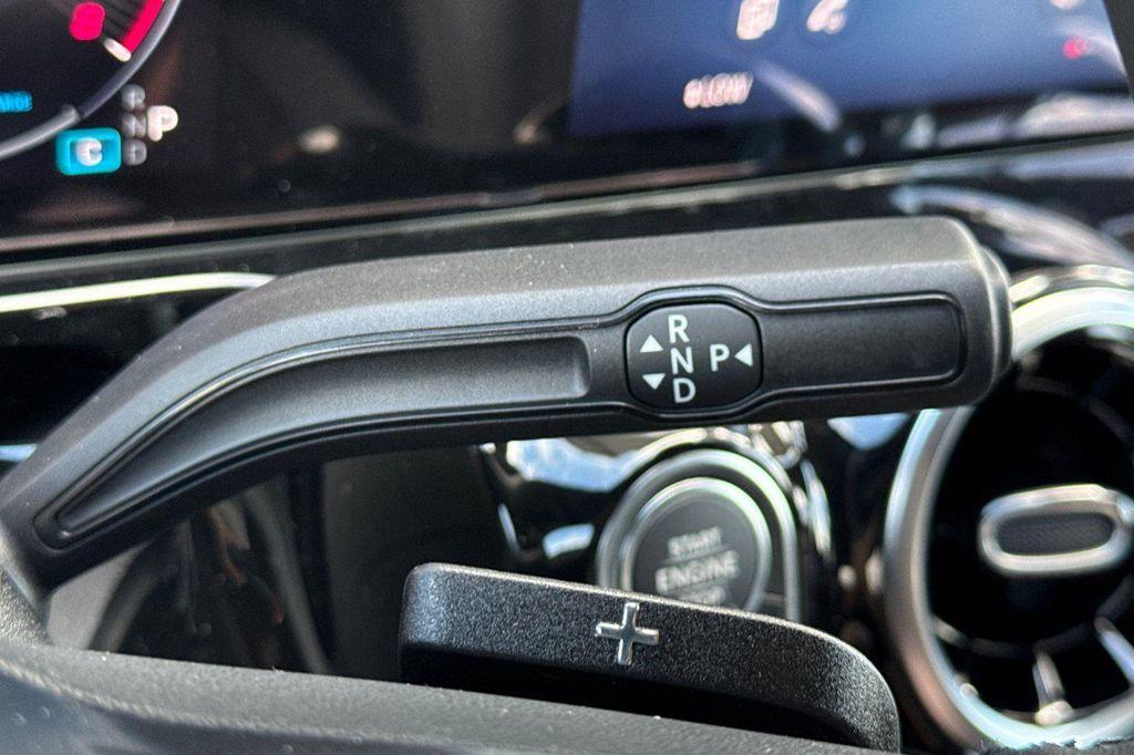 new 2026 Mercedes-Benz GLA 250 car, priced at $44,625