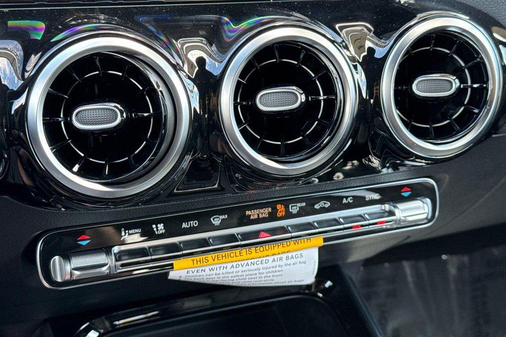 new 2026 Mercedes-Benz GLA 250 car, priced at $44,625