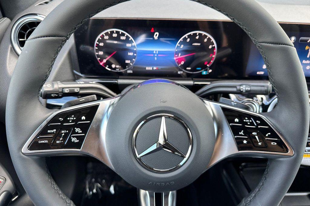 new 2026 Mercedes-Benz GLA 250 car, priced at $44,625