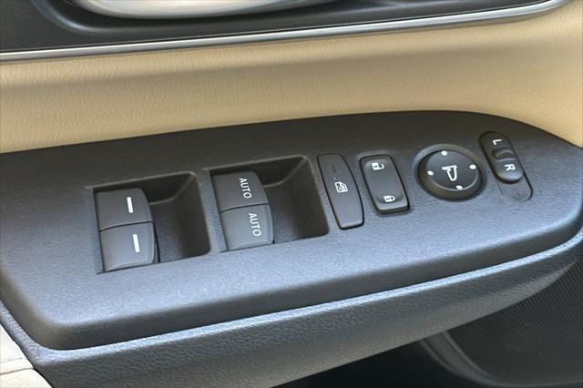 used 2020 Honda CR-V Hybrid car, priced at $29,893