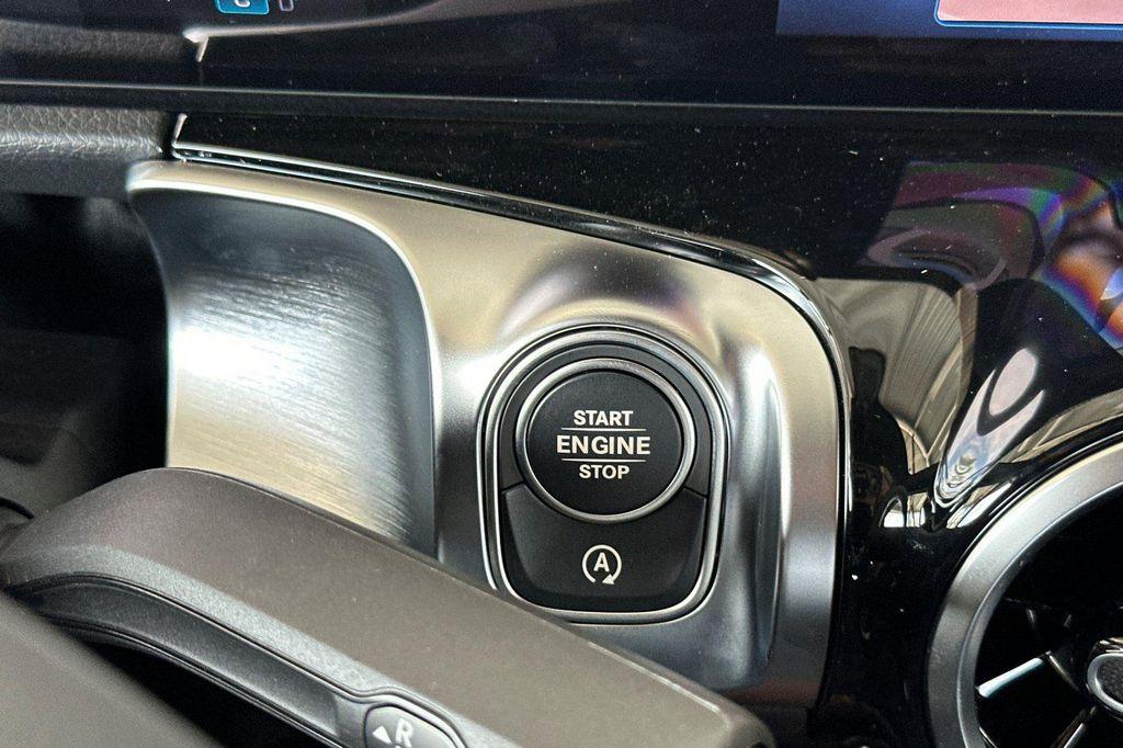 new 2026 Mercedes-Benz GLB 250 car, priced at $46,765