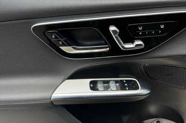 new 2025 Mercedes-Benz GLC 350e car, priced at $56,840