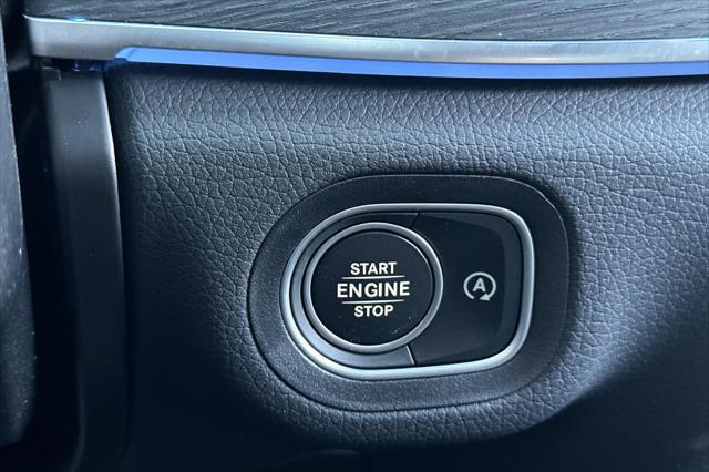 new 2025 Mercedes-Benz GLS 580 car, priced at $117,695