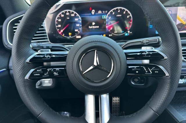 new 2025 Mercedes-Benz GLS 580 car, priced at $117,695