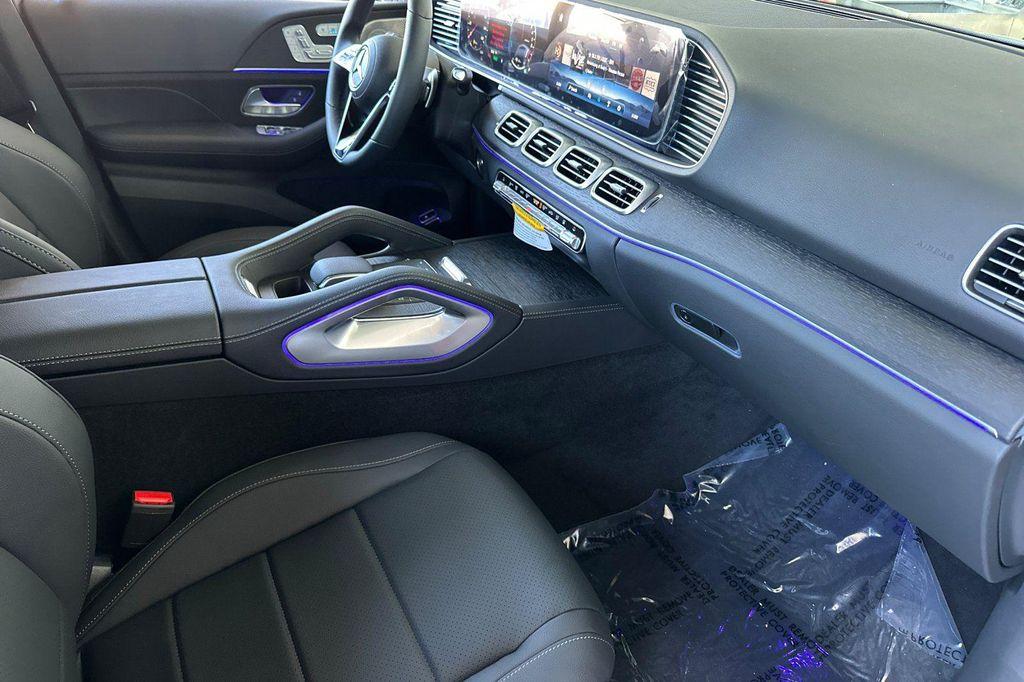 new 2026 Mercedes-Benz GLE 450e car, priced at $77,830