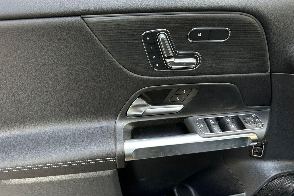 new 2026 Mercedes-Benz GLB 250 car, priced at $47,950