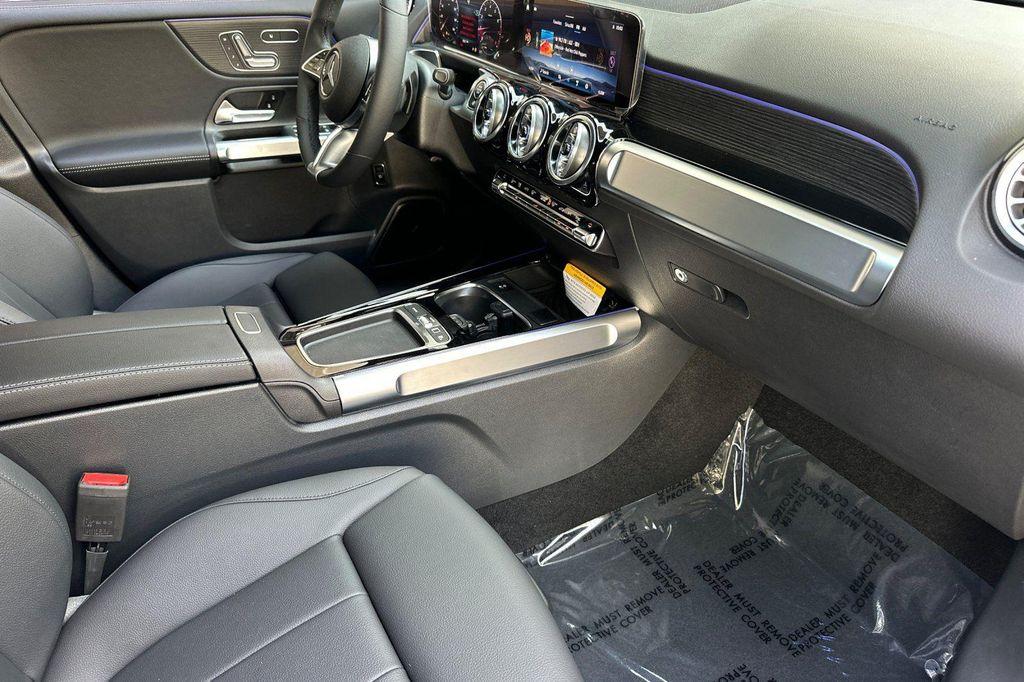 new 2026 Mercedes-Benz GLB 250 car, priced at $47,950