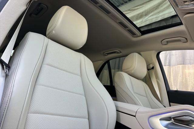 new 2025 Mercedes-Benz GLE 450e car, priced at $68,499