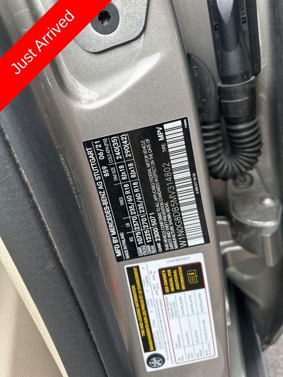 used 2021 Mercedes-Benz GLC 300 car, priced at $26,984