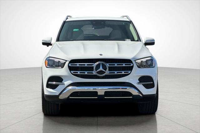 new 2025 Mercedes-Benz GLE 450e car, priced at $68,621