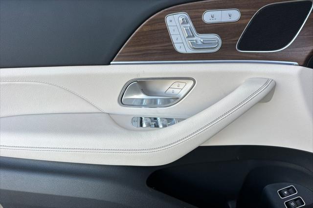 new 2025 Mercedes-Benz GLE 450e car, priced at $68,621