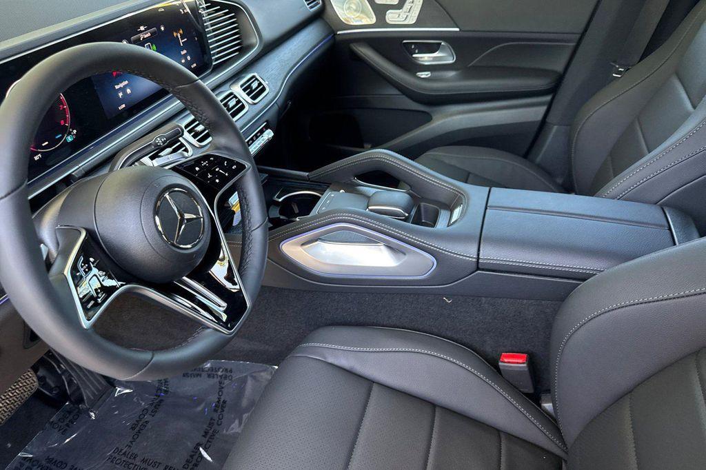 new 2025 Mercedes-Benz GLE 350 car, priced at $61,056