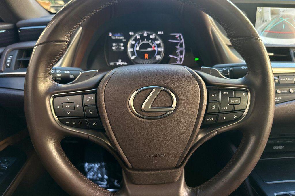 used 2019 Lexus ES 350 car, priced at $28,983