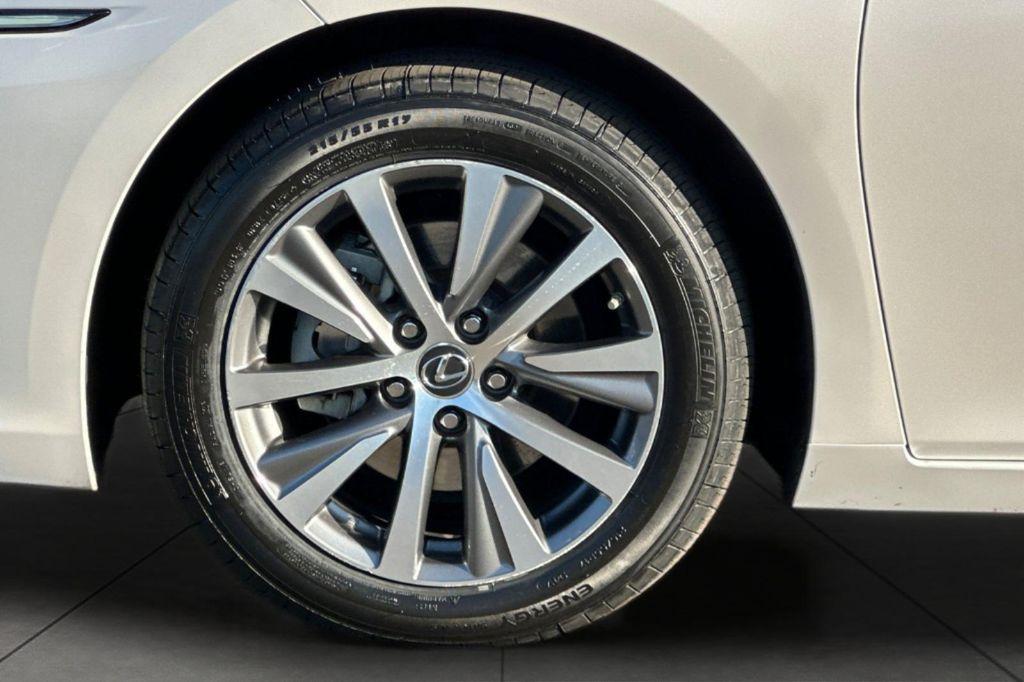 used 2019 Lexus ES 350 car, priced at $28,983