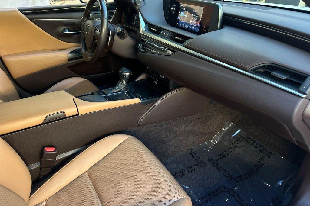 used 2019 Lexus ES 350 car, priced at $28,983