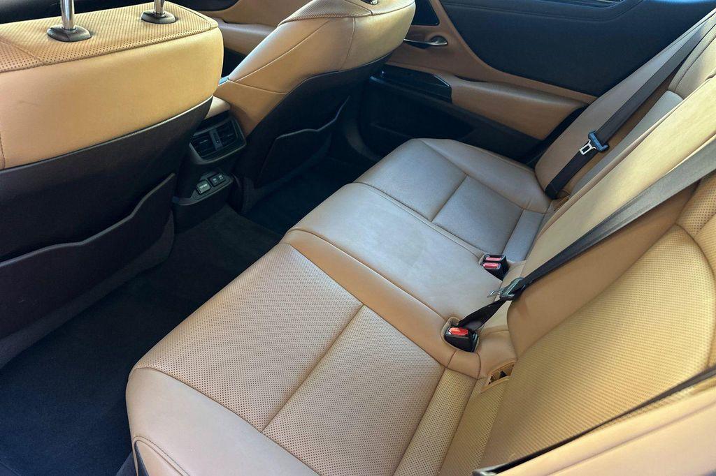used 2019 Lexus ES 350 car, priced at $28,983
