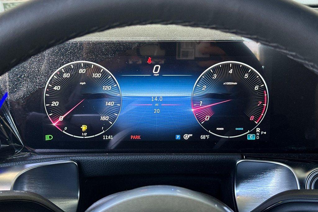 new 2025 Mercedes-Benz GLB 250 car, priced at $39,602