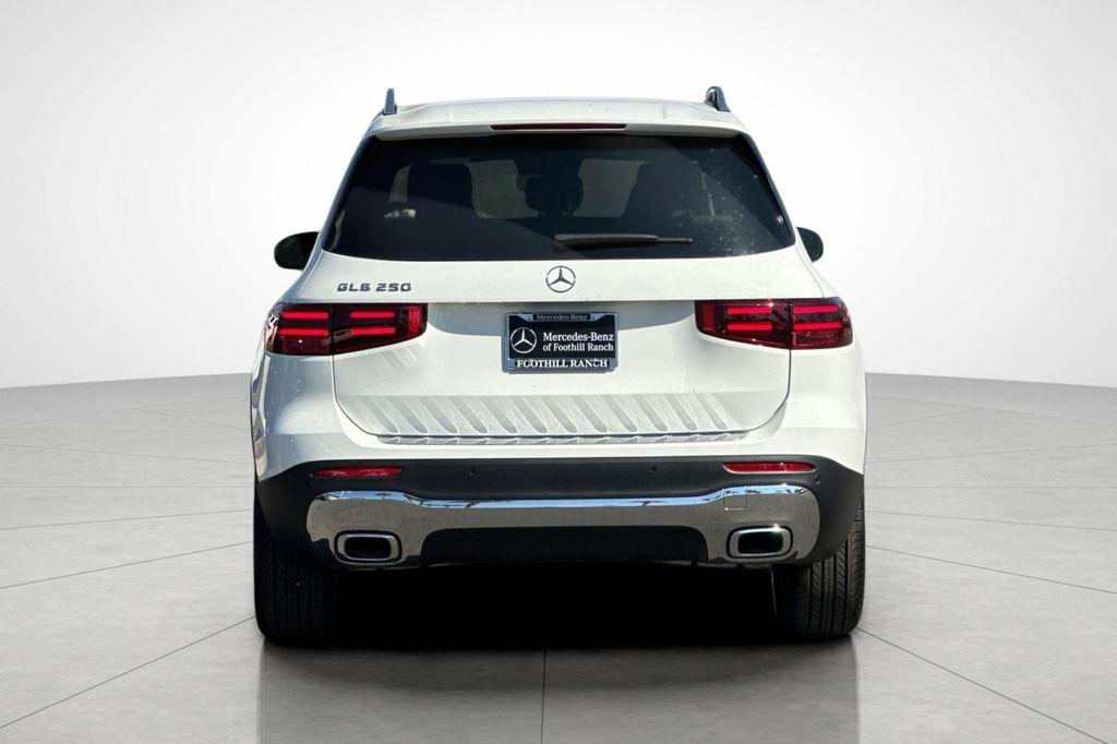 new 2025 Mercedes-Benz GLB 250 car, priced at $39,602