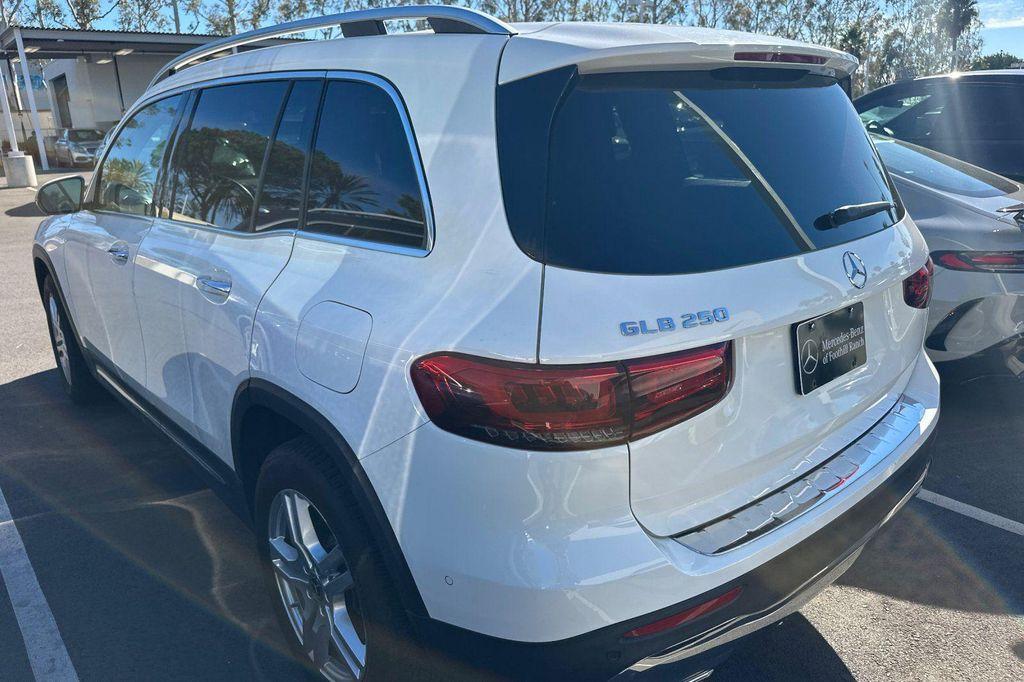 used 2021 Mercedes-Benz GLB 250 car, priced at $24,984