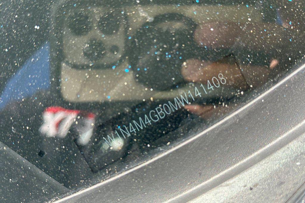 used 2021 Mercedes-Benz GLB 250 car, priced at $24,984