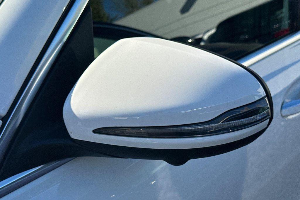 used 2021 Mercedes-Benz GLB 250 car, priced at $24,984