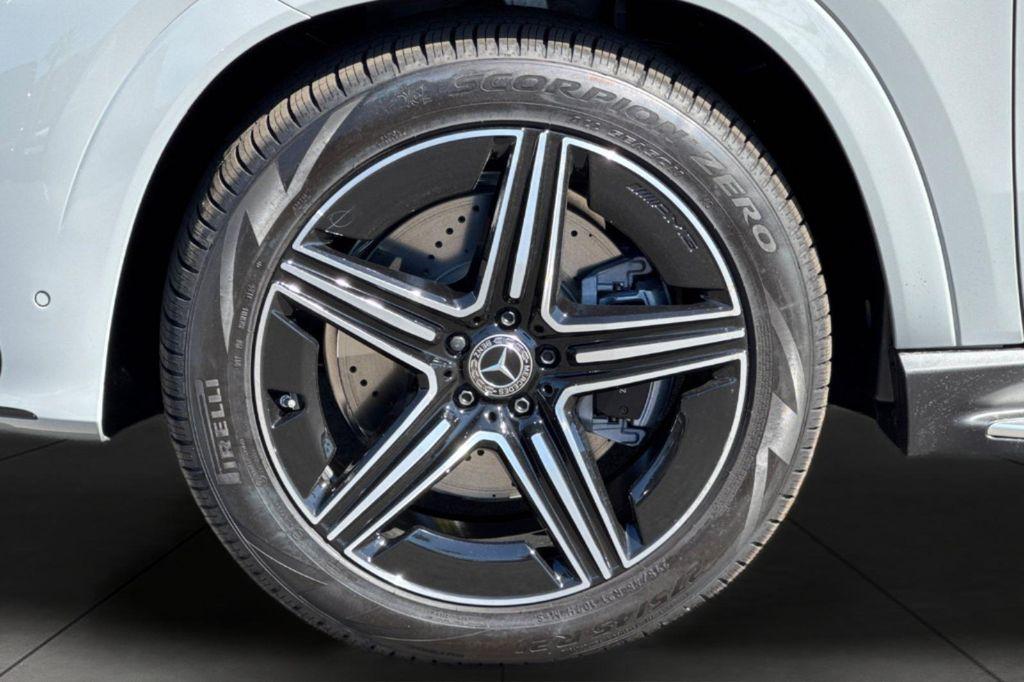 new 2026 Mercedes-Benz GLE 450 car, priced at $84,515