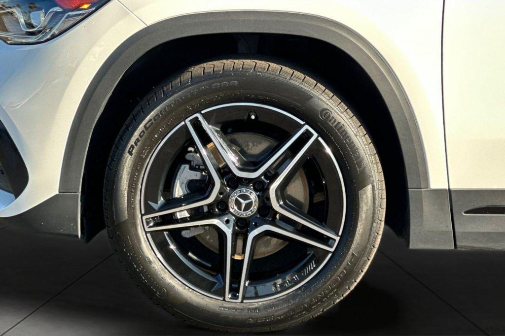 used 2022 Mercedes-Benz GLA 250 car, priced at $27,683