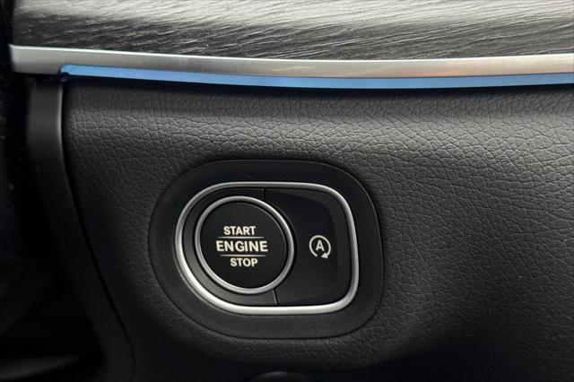 new 2025 Mercedes-Benz GLS 450 car, priced at $95,065
