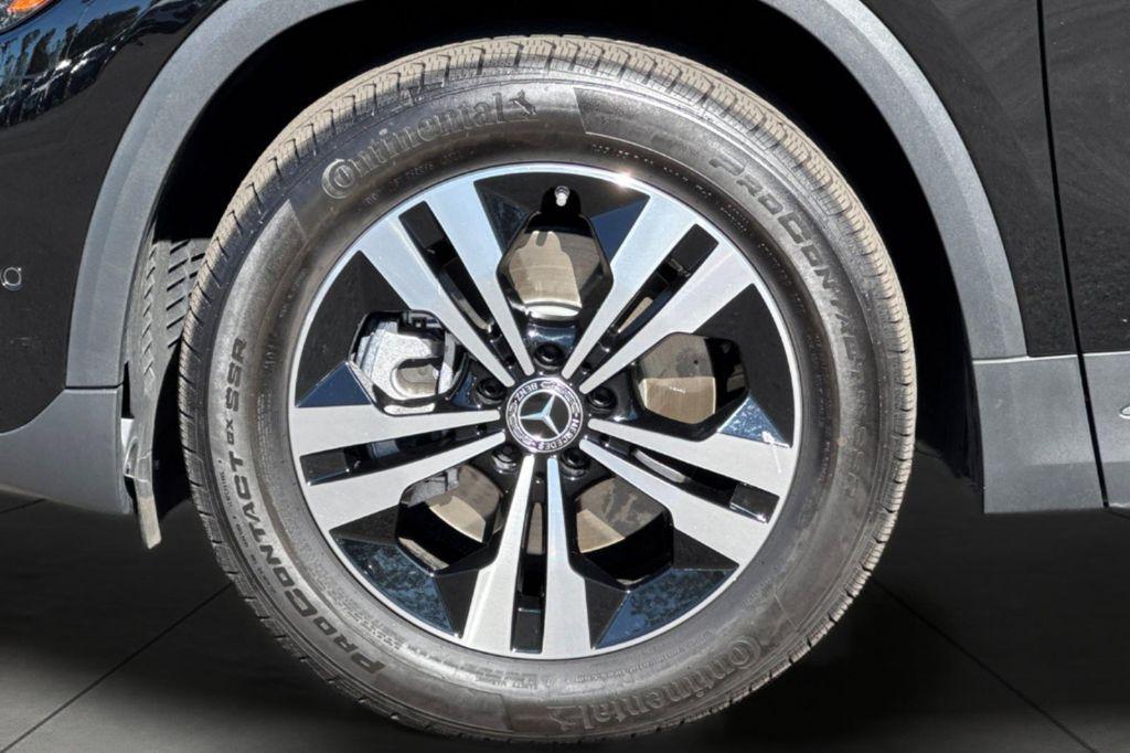 used 2025 Mercedes-Benz GLA 250 car, priced at $36,980