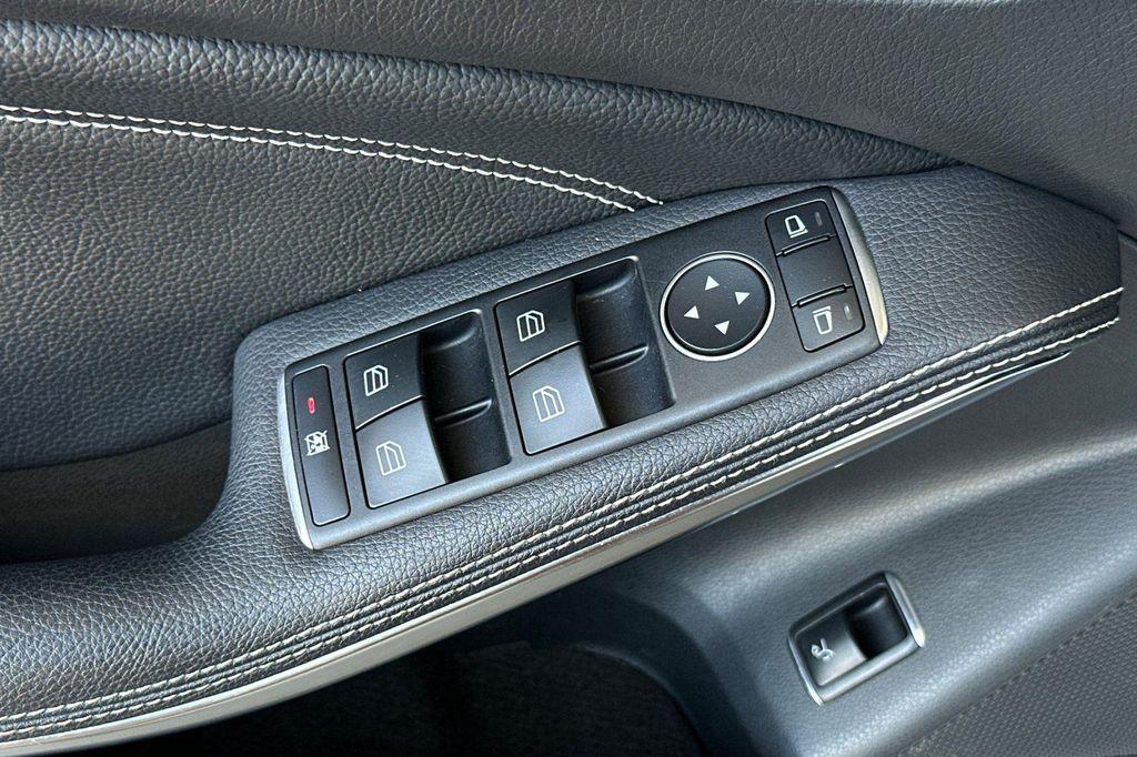 used 2020 Mercedes-Benz GLA 250 car, priced at $21,484