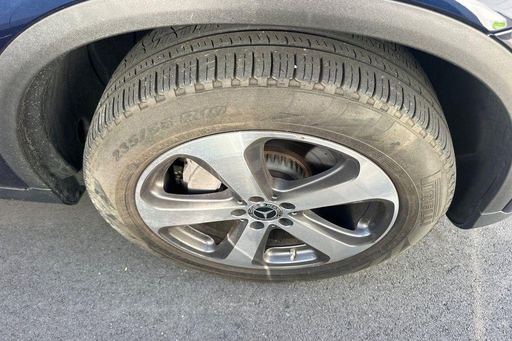 used 2022 Mercedes-Benz GLC 300 car, priced at $31,584