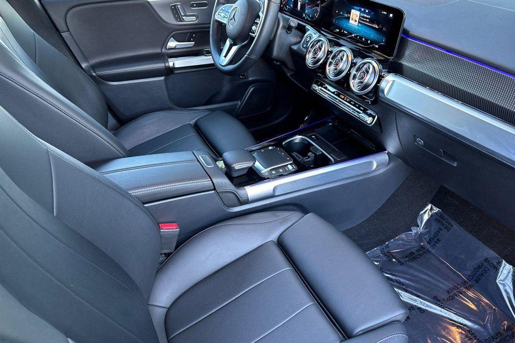 used 2022 Mercedes-Benz GLB 250 car, priced at $29,884