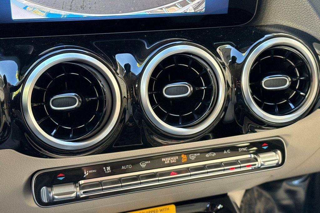 new 2026 Mercedes-Benz GLA 250 car, priced at $43,780