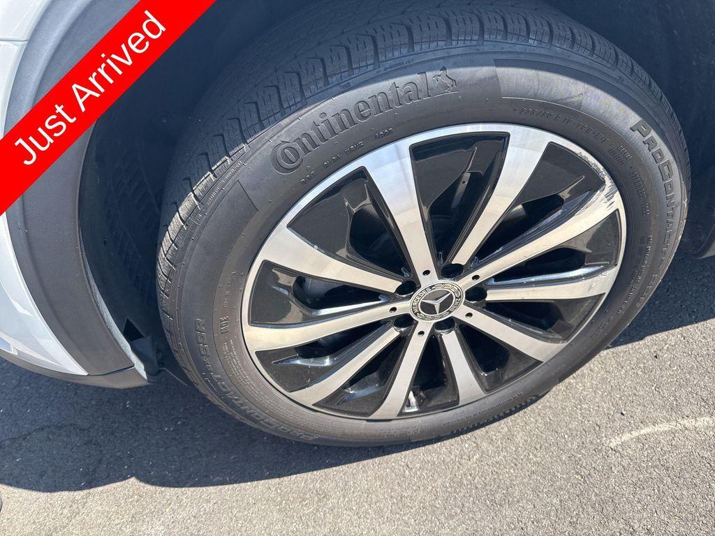 used 2021 Mercedes-Benz GLB 250 car, priced at $26,984