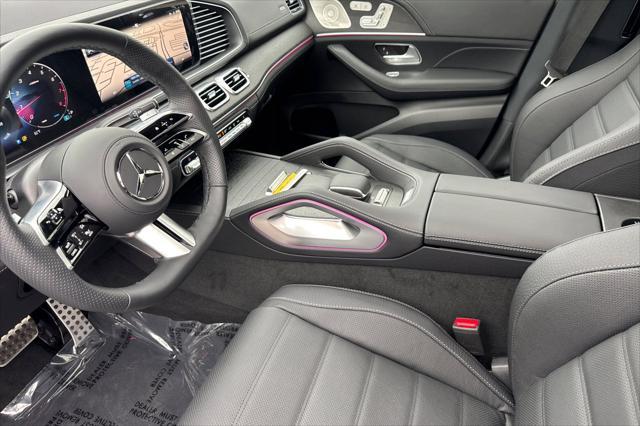 new 2025 Mercedes-Benz GLS 580 car, priced at $118,655