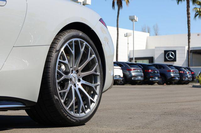 new 2024 Mercedes-Benz AMG SL 63 car, priced at $202,040