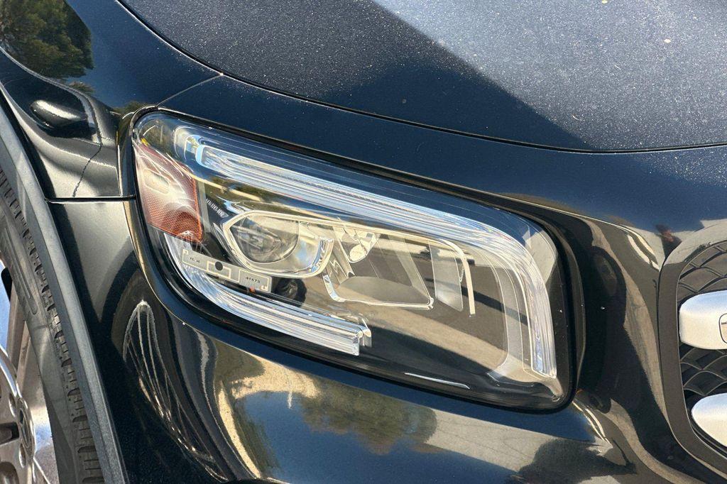 used 2020 Mercedes-Benz GLB 250 car, priced at $25,984