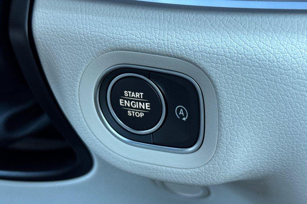 new 2026 Mercedes-Benz GLE 450 car, priced at $83,935