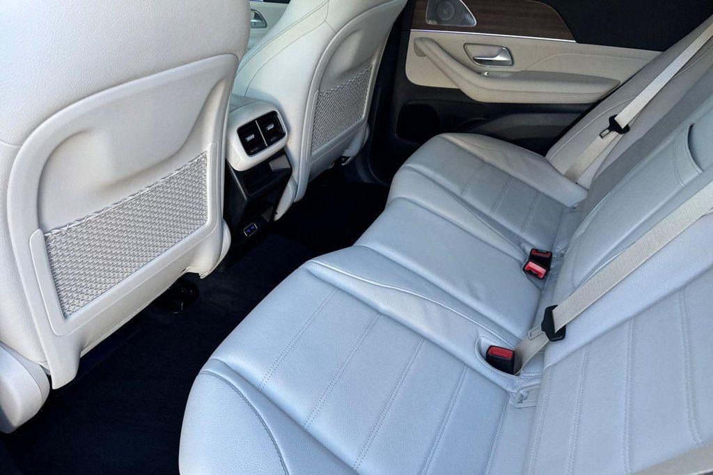 new 2026 Mercedes-Benz GLE 450 car, priced at $83,935