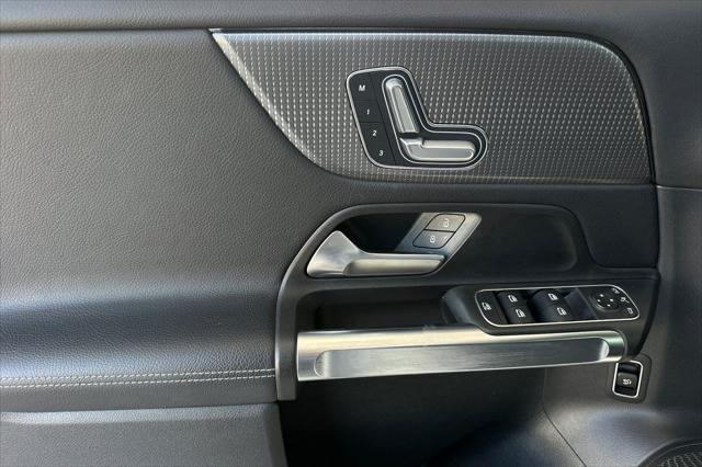 used 2022 Mercedes-Benz GLB 250 car, priced at $28,983