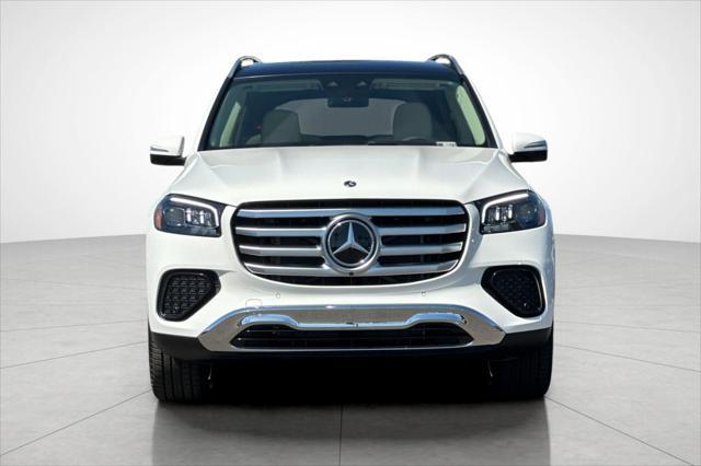 new 2025 Mercedes-Benz GLS 450 car, priced at $92,265
