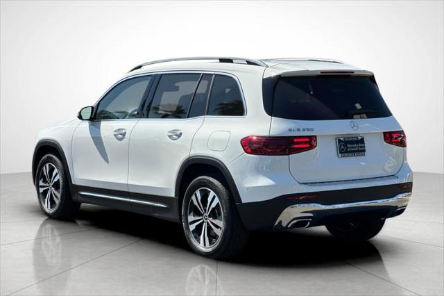 new 2025 Mercedes-Benz GLB 250 car, priced at $41,488