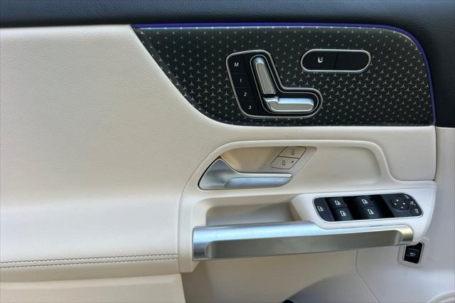 new 2025 Mercedes-Benz GLB 250 car, priced at $41,488