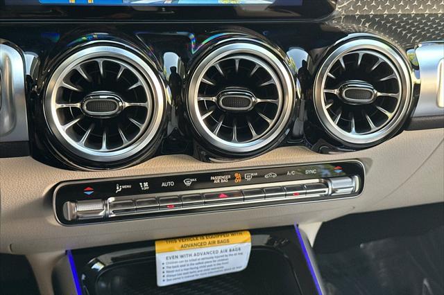 new 2025 Mercedes-Benz GLB 250 car, priced at $41,488
