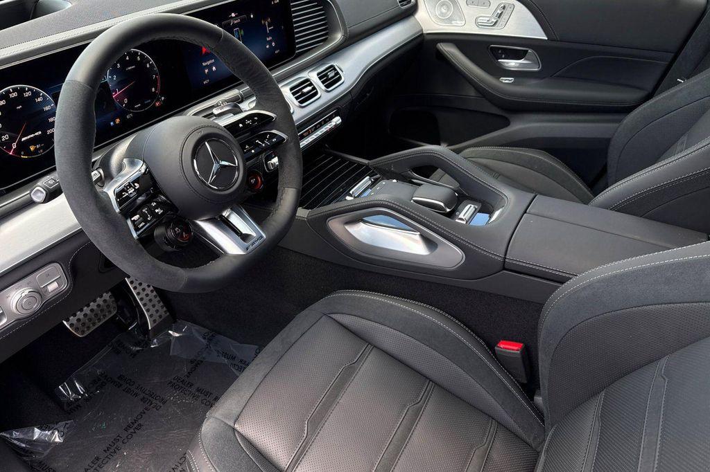 new 2025 Mercedes-Benz AMG GLS 63 car, priced at $140,332