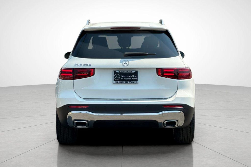 new 2025 Mercedes-Benz GLB 250 car, priced at $41,488
