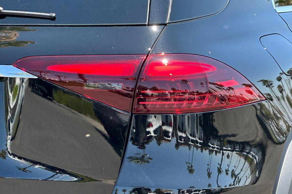 new 2025 Mercedes-Benz GLE 350 car, priced at $60,658
