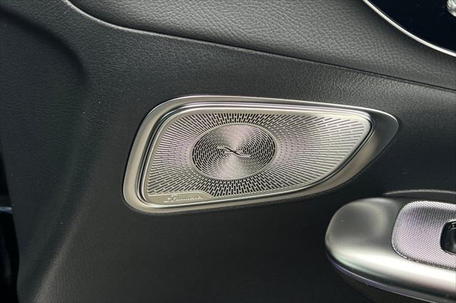 new 2025 Mercedes-Benz GLC 300 car, priced at $54,655