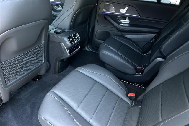 new 2025 Mercedes-Benz GLS 450 car, priced at $100,345